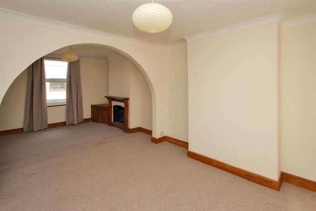 29, Thrift Street, Higham Ferrers photo 4