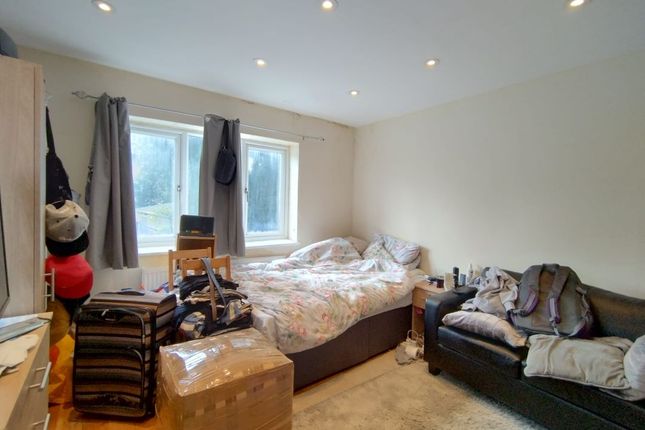 Waldegrave Road, Teddington photo 2