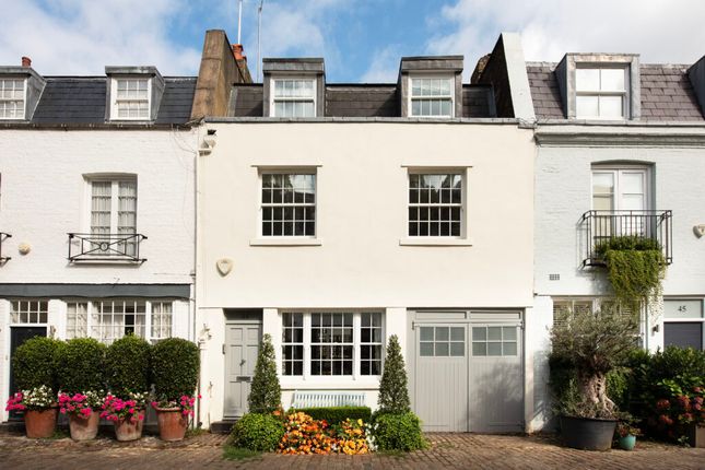 44, Hyde Park Gardens Mews, Hyde Park photo 2