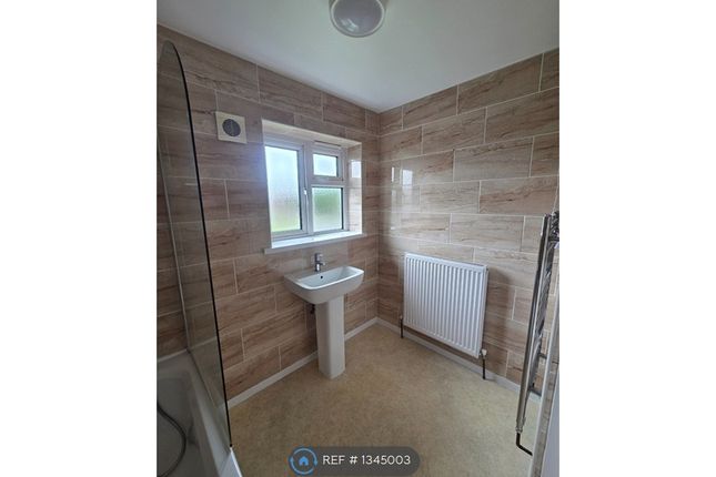 Finstock Avenue, Stoke-On-Trent photo 4