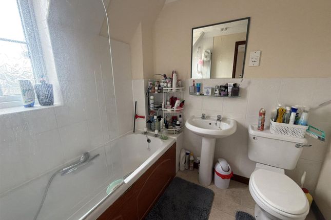 3, Honeysuckle Way, Spalding photo 5