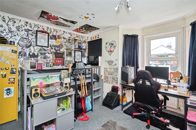 29, Clarence Road, Isle of Wight photo 4