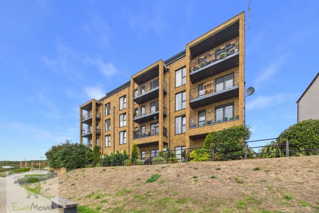 14, FLAT, ROCHESTER photo 2