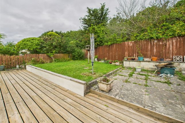 33, Trelawney Avenue, Bude photo 3