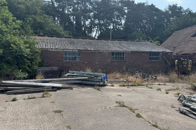 Hayton Manor Barn, Hayton Road, Ashford photo 4