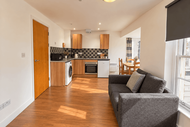 Flat 2, Kingsmile Arcade, 21a Palace Street, Canterbury photo 2