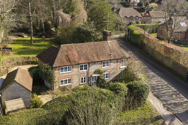 Corner Cottage,, Shottermill Pond, Surrey photo 4