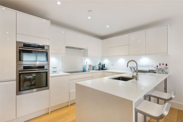 27b, Sirdar Road, London photo 3