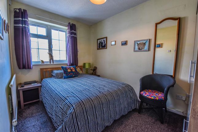 21, Shutehay Drive, Cam, Dursley photo 5