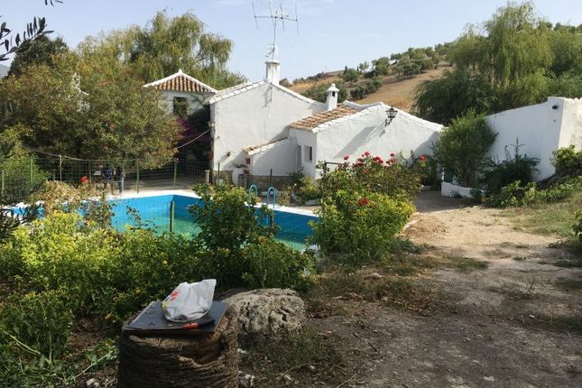 Property for sale in Zahara De La Sierra, Andalucia, Spain