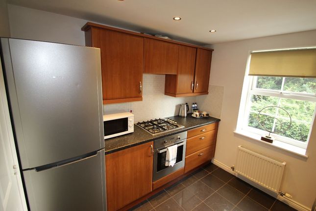 14 Turners Court Newport Pagnell Road, Northampton photo 2