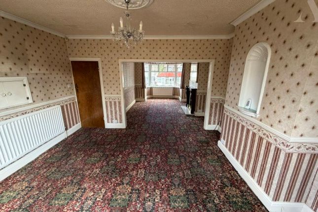 16 Radstock Avenue, Birmingham photo 2