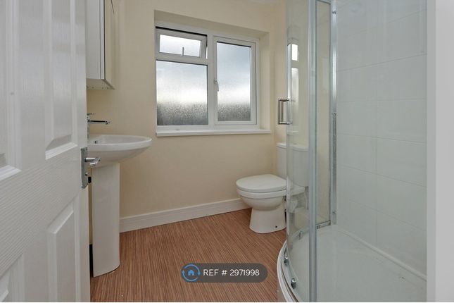 Brooklands, York Road, Byfleet photo 2