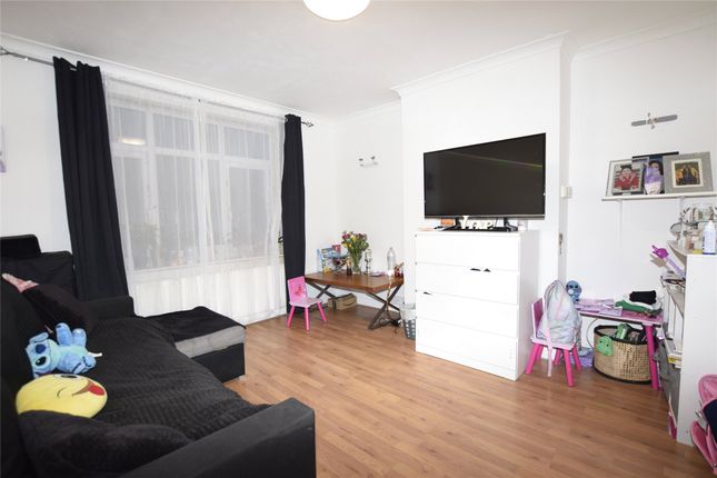 Flat for sale in Beverley Drive, Edgware, Middlesex