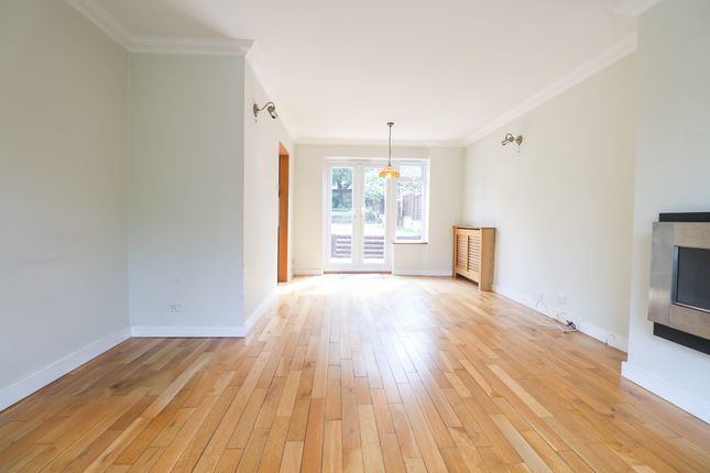 50, Field Lane, Camberley photo 3