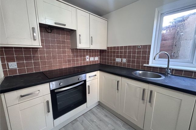 Flat 2, 33, Highland Road, Hampshire photo 2