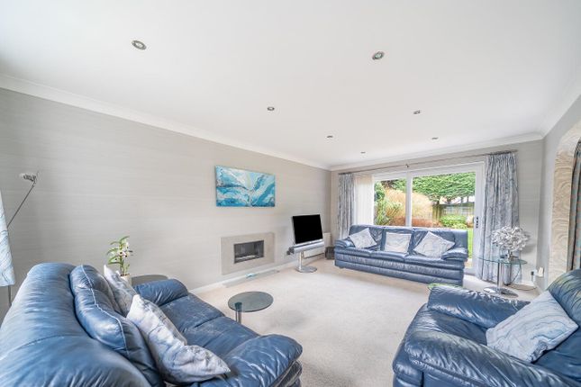 3, Bridleway Close, Epsom photo 2