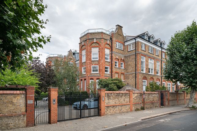 23, Thackeray Road, London photo 2