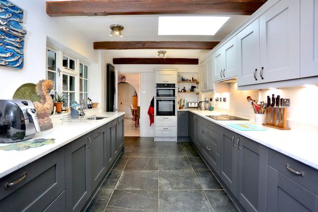 St Edmunds House, Church Lane, Crickhowell photo 2