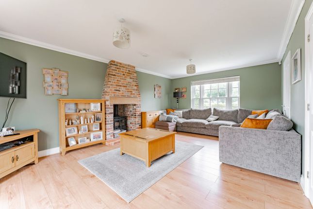 5 Millfields, Saxmundham photo 3