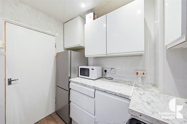 Flat 22 Haddo House, Haddo Street, London photo 4