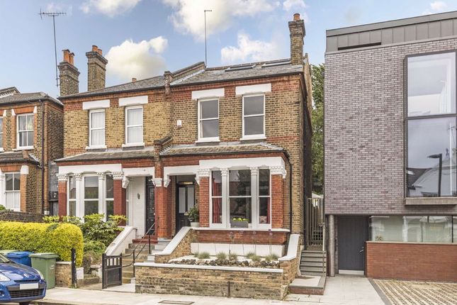 Thumbnail Property for sale in Hillcourt Road, London