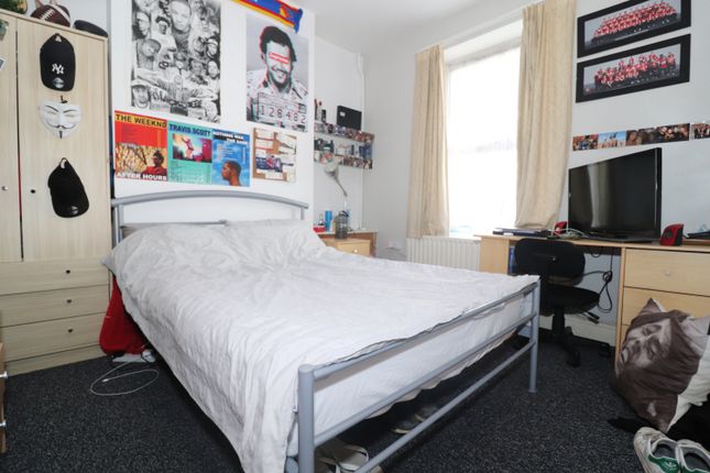 68, Cyfarthfa Street, Cardiff photo 3