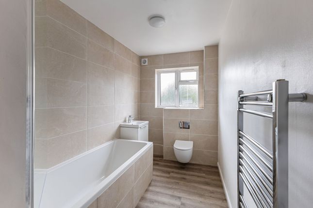 15, Hermitage Parade, Ascot photo 2