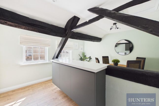 Flat 3, 341, High Street, Cheltenham photo 2