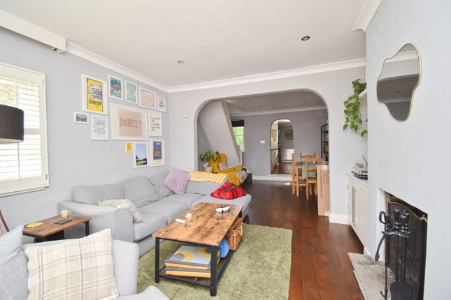 91, Molesey Road, Hersham photo 4