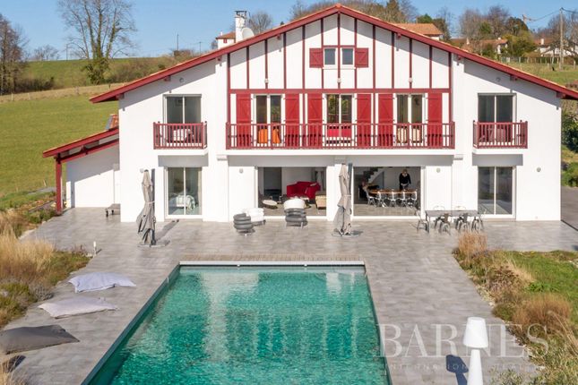Thumbnail Town house for sale in Arbonne, 64210, France