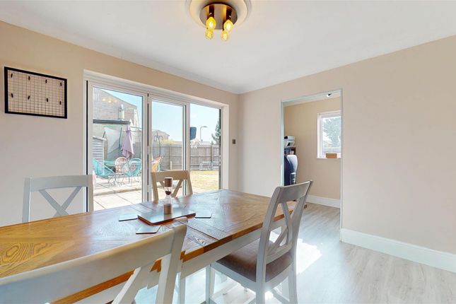 9, High View, Milton Keynes photo 5