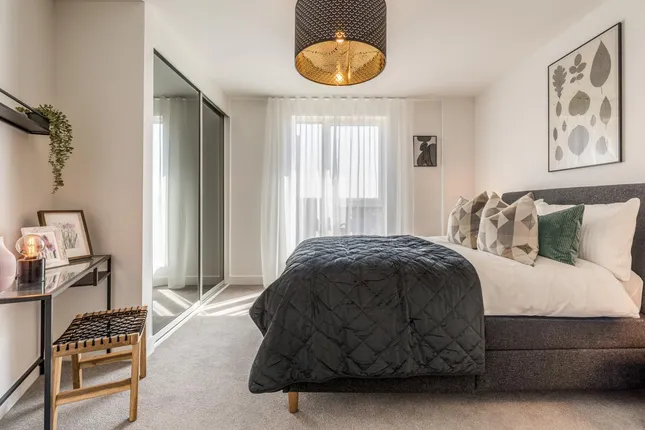 Hill Residential Ltd - Lampton Parkside