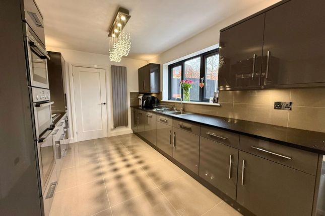 7, Thorpe Downs Road, Swadlincote photo 3