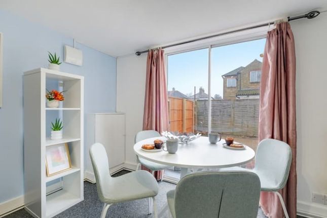 Thumbnail Flat to rent in Albion Road, Feltham