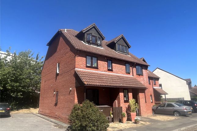 Thumbnail Flat to rent in The Copse, Amersham, Bucks