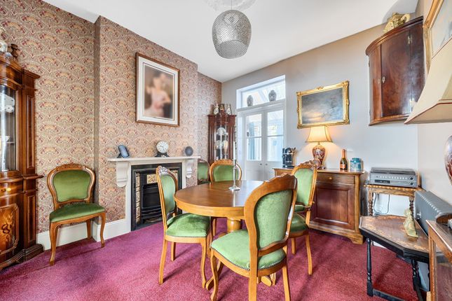 7 Elphinstone Road, Plymouth photo 4