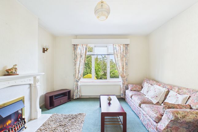 4, Mere Grove, St Helens photo 2
