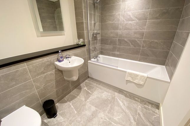 Flat for sale in Bevington Bush, Liverpool