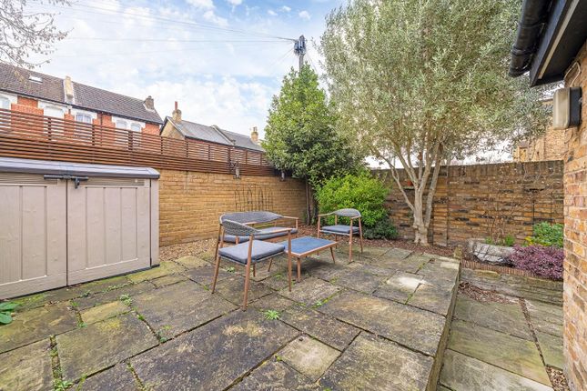 Ground Floor Flat, 28, Sistova Road, London photo 4