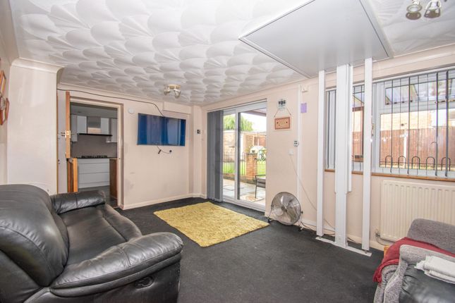 63 Rosebank Road, Leicester photo 4