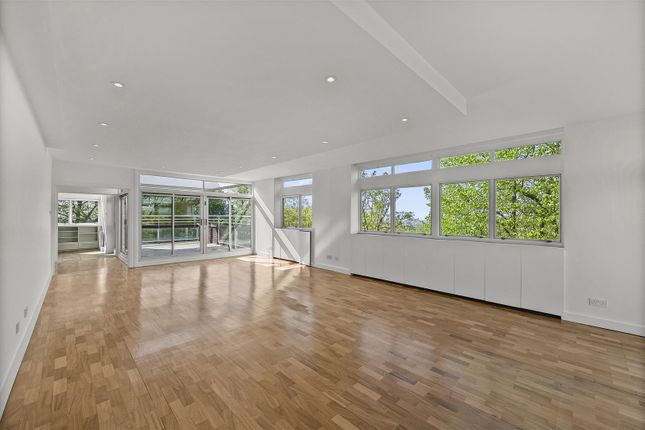 1, Oak Hill Lodge, Oak Hill Park, Hampstead photo 4