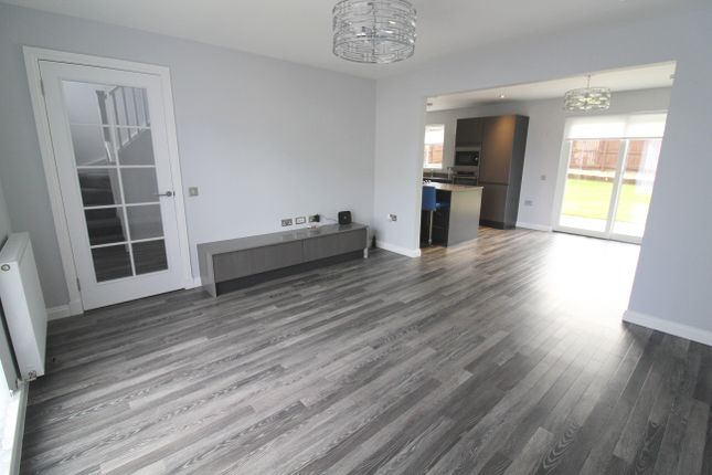 53, Ewing Crescent, Buckie photo 4