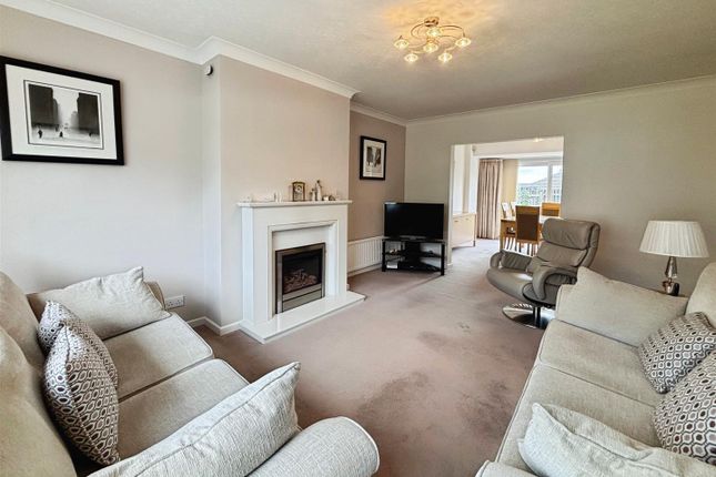 14, Greenville Drive, Bradford photo 2