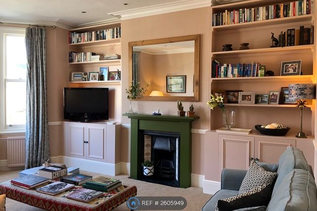 Sitting Room 4