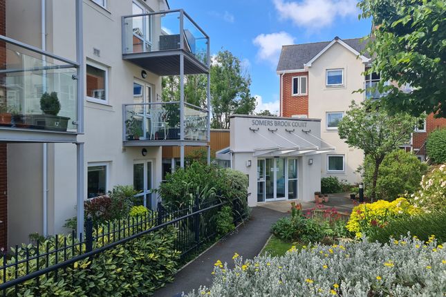 1-bed flat on Flat 38, Newport, £1,000/mo