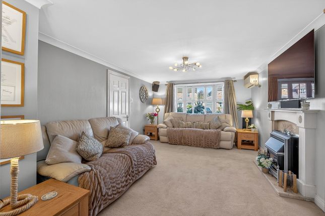 19, Millers Way, Central Bedfordshire photo 3