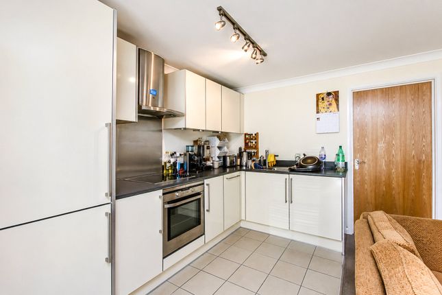 Flat 38 Wooldridge Court,, Margaret Road, Oxford photo 3