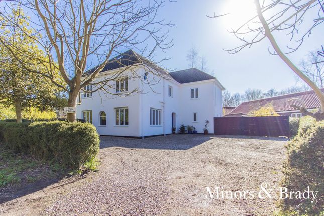 Thumbnail Detached house for sale in The Street, Bramerton