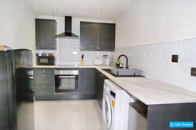 Flat to rent in Firs Parade, Matlock